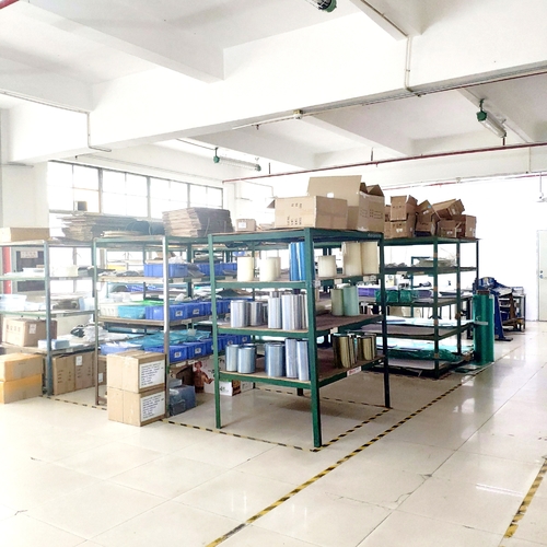 Τελευταία εταιρεία Λύσεις σχετικά Πώς να επιλέξετε υλικό για γραφική επικάλυψη Lunfeng, PC, PVC ή PET;